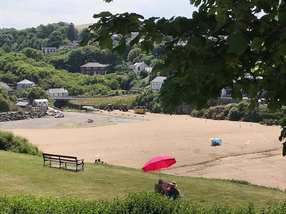 Beach Retreat Aberporth Esterno foto