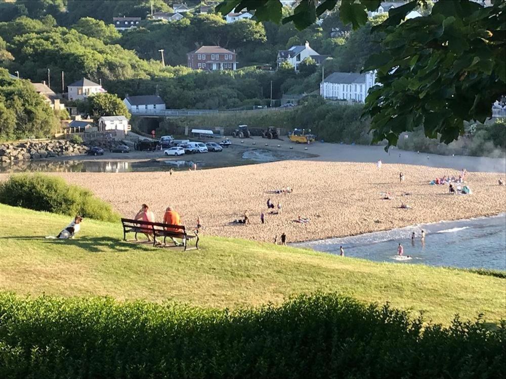 Beach Retreat Aberporth Esterno foto